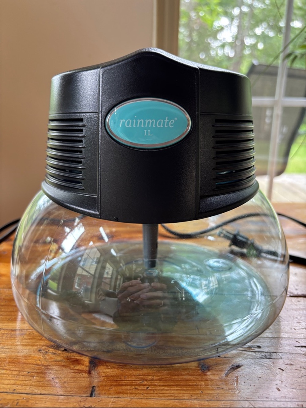 Rainbow Rain Mate IL W/LED Light Compact For Easy Moving...Black And Blue - Picture 8 of 8